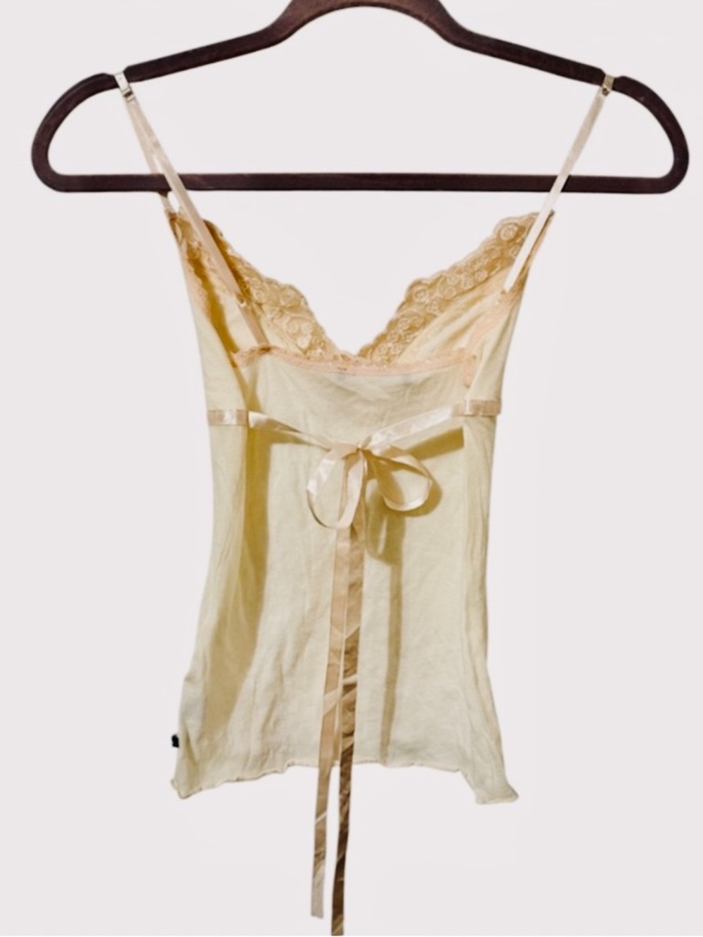 Vintage Hollister Delicate Lace Trim Satin Ribbon Cami Cream Y2K Nwot⭐️⭐️⭐️⭐️⭐️